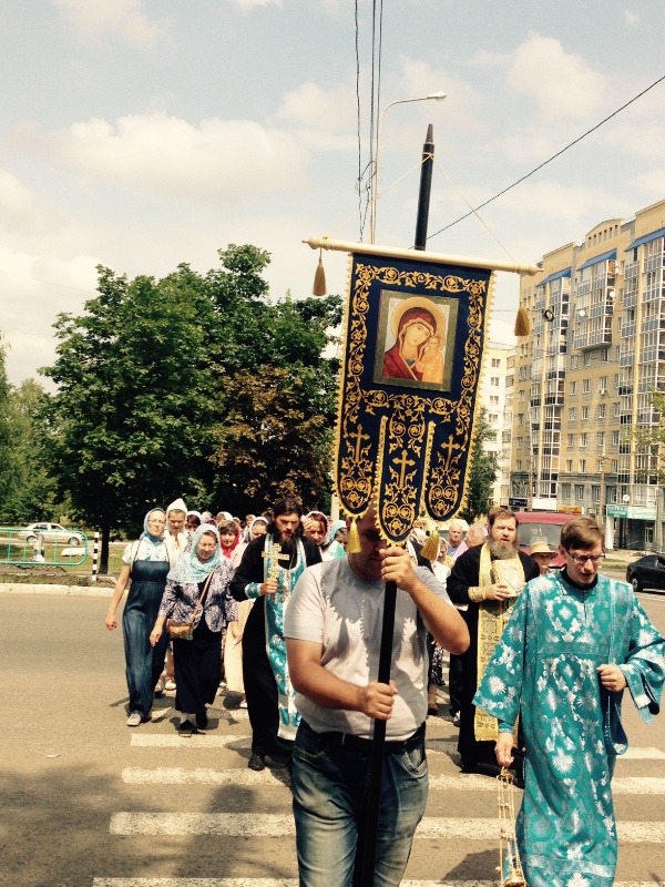 Крестный ход в честь Казанской иконы Божией Матери